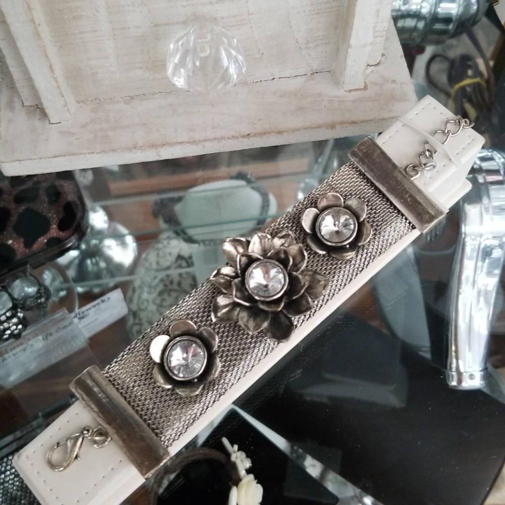 Bracelet - Picture 2 of 2